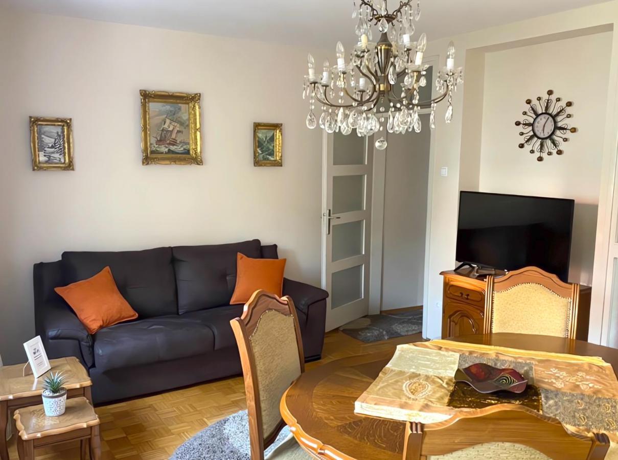 Central Park Apartment Čačak Esterno foto