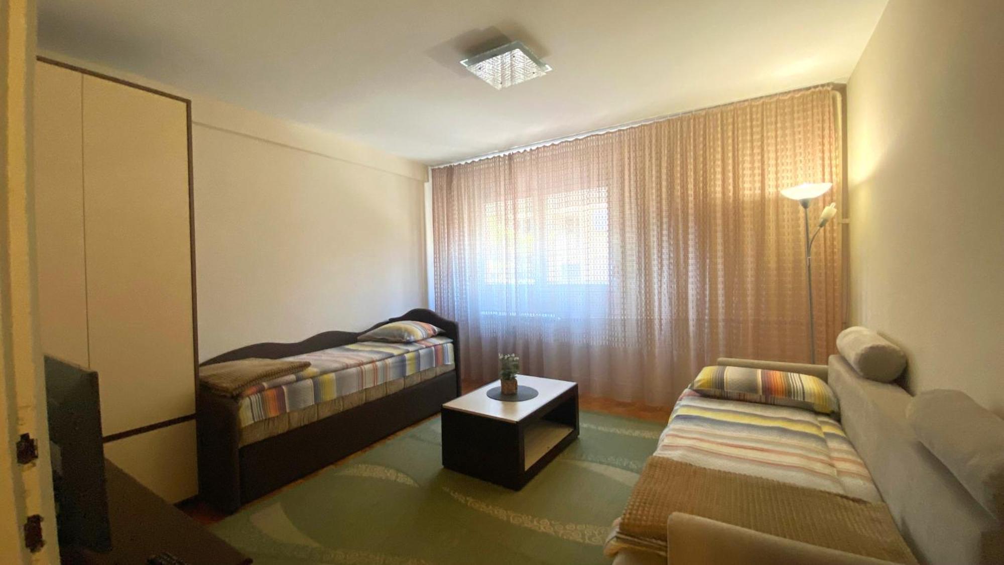 Central Park Apartment Čačak Esterno foto