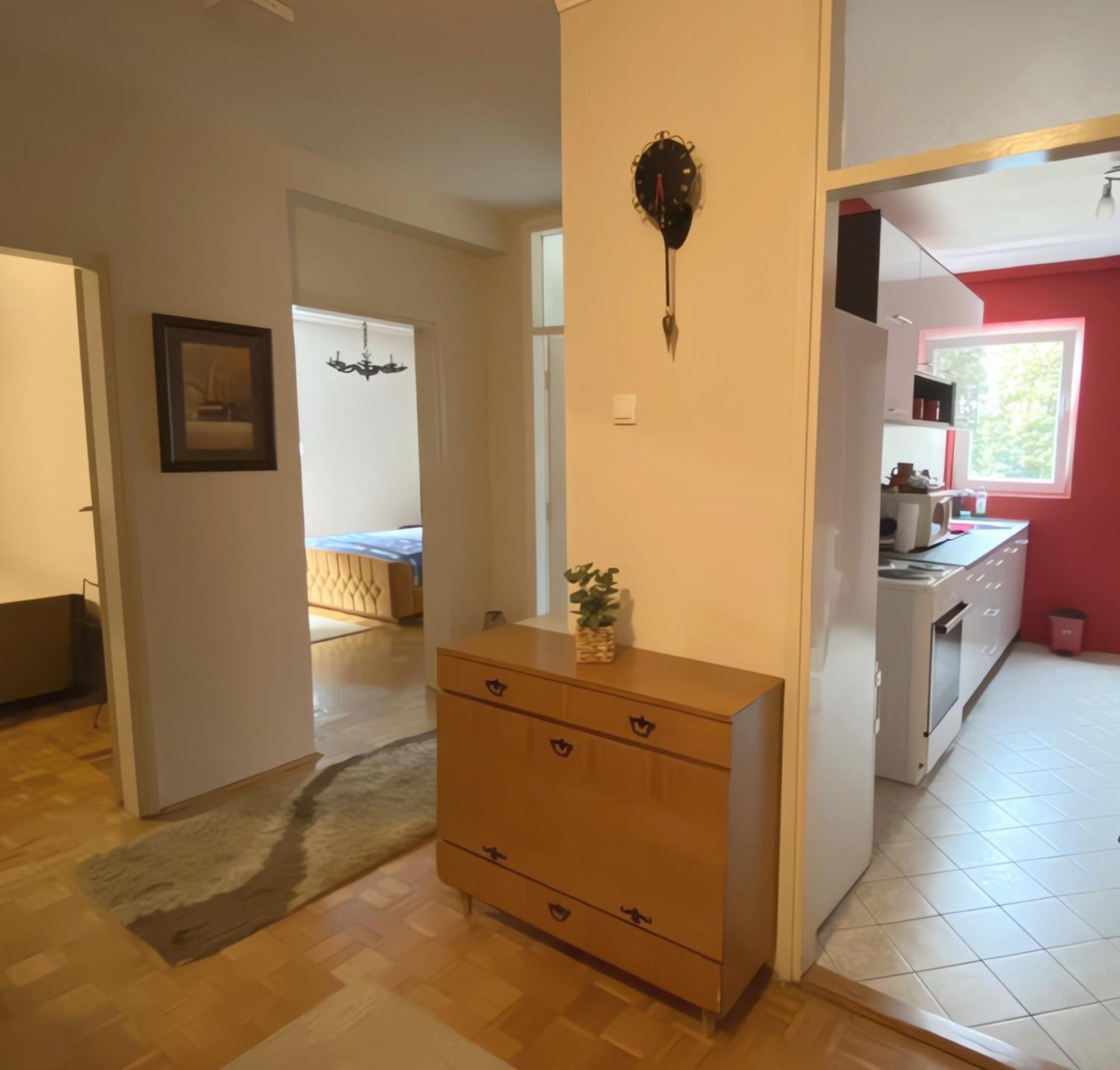 Central Park Apartment Čačak Esterno foto