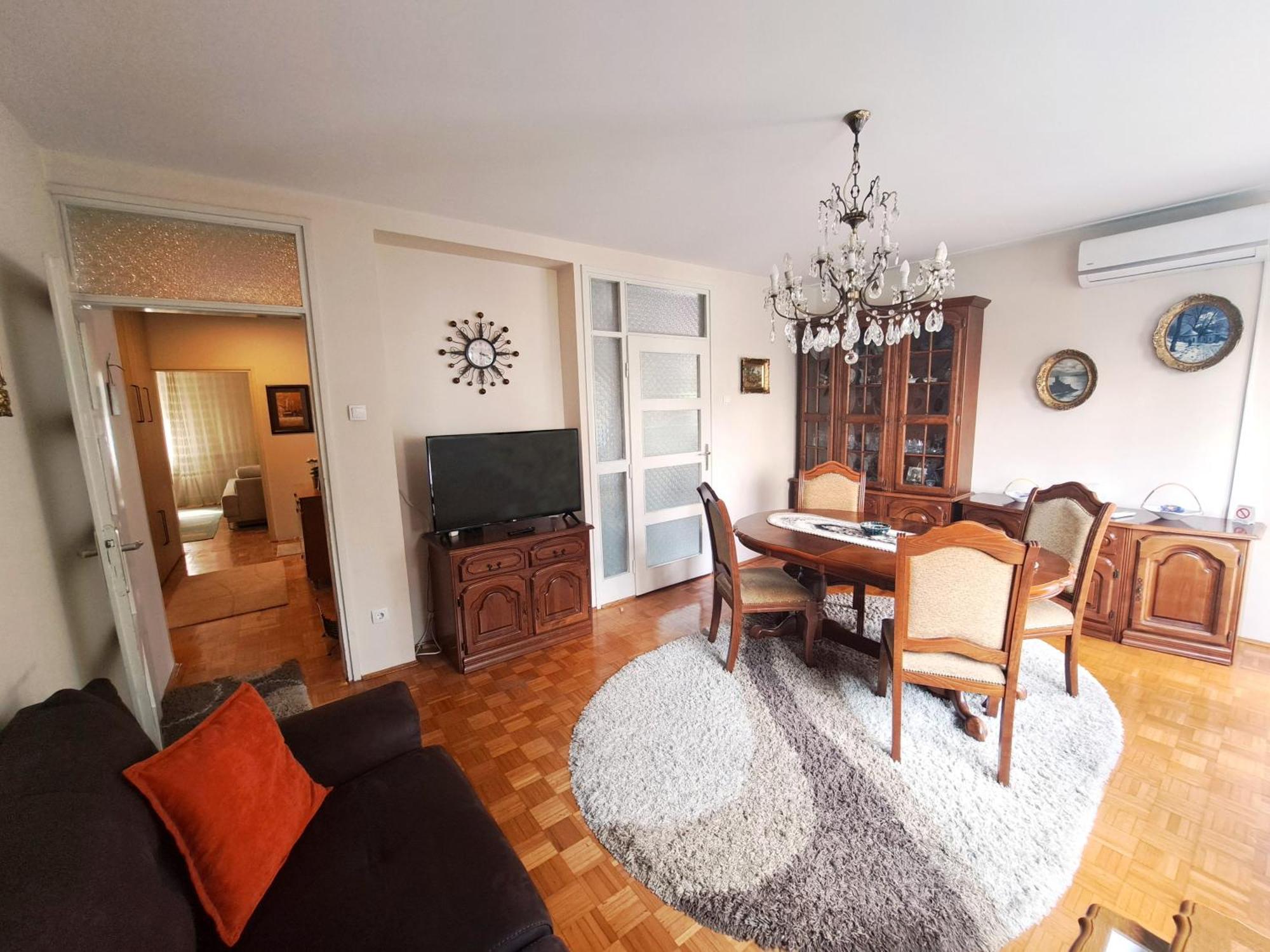 Central Park Apartment Čačak Esterno foto