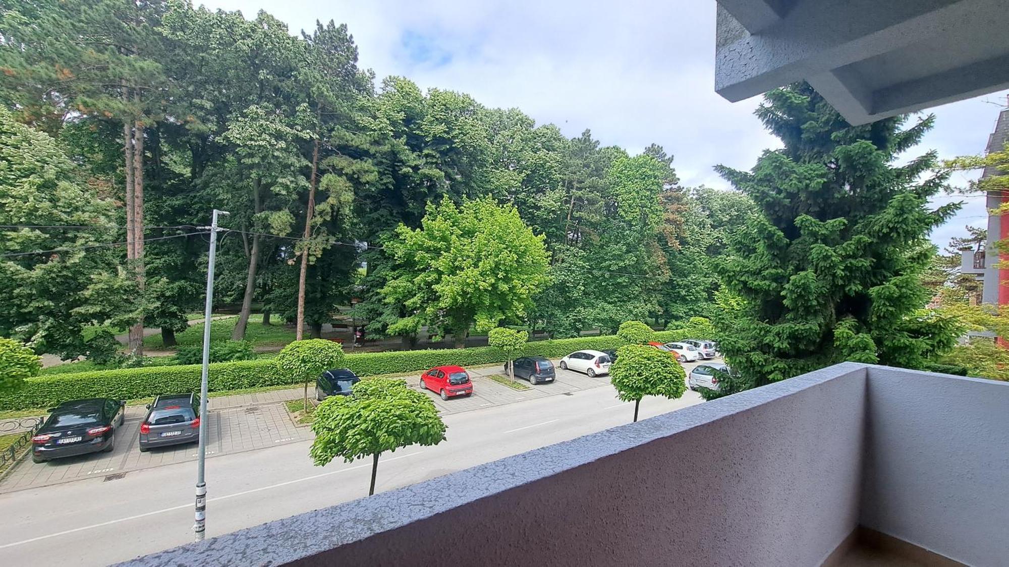 Central Park Apartment Čačak Esterno foto